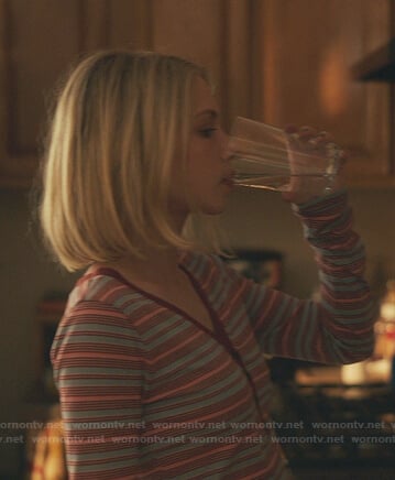 Kate's striped v-neck top on Gossip Girl