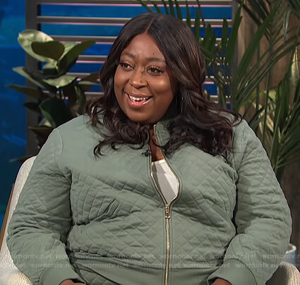 Loni's green quilted jacket and pants on E! News Daily Pop
