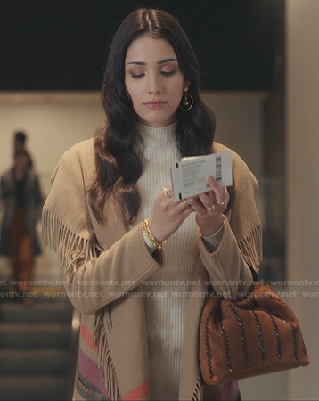 Luna's white ribbed dress and beige fringed coat on Gossip Girl