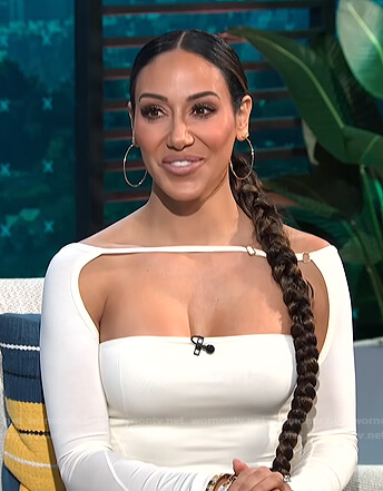 Melissa Gorga's white cutout long sleeve top on E! News Daily Pop