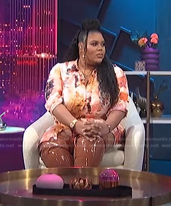 Nina's printed shirtdress on E! News Nightly Pop