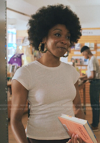 Ola's white cap sleeve tee on Love Life