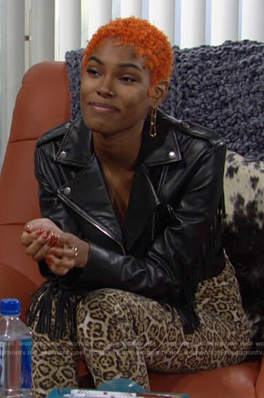 Paris's link earrings on The Bold and the Beautiful