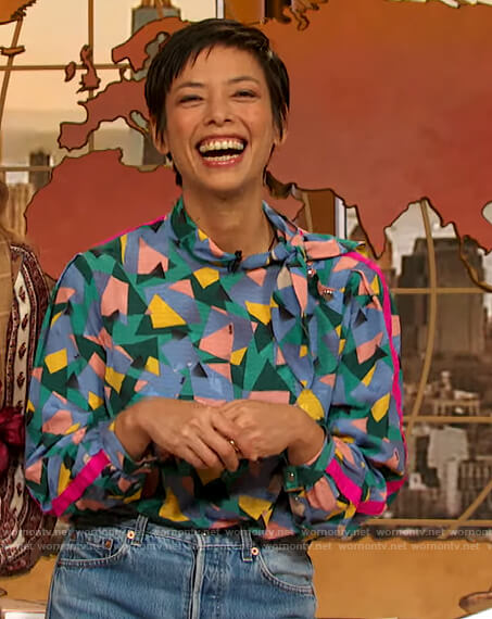Pilar Valdes' geometric print blouse on The Drew Barrymore Show