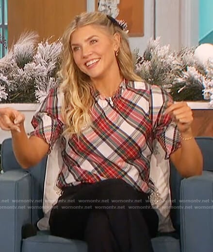 Amanda's plaid puff sleeve top on The Talk