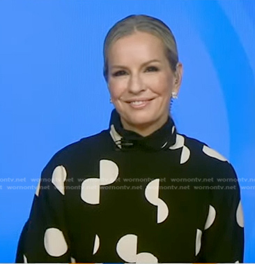 Jennifer's black polka dot blouse on Good Morning America