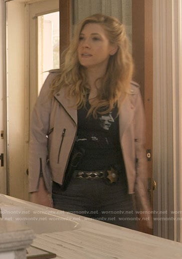 Jenny's light pink leather jacket on Big Sky
