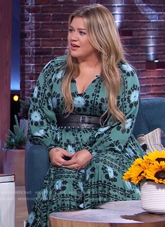 Kelly's green floral print maxi dress on The Kelly Clarkson Show