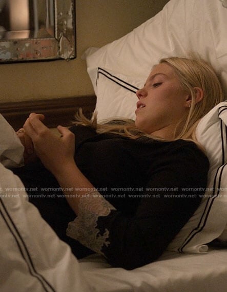 Leighton's black robe with white lace on The Sex Lives of College Girls