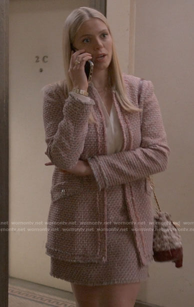Leighton's pink tweed jacket and skirt on The Sex Lives of College Girls