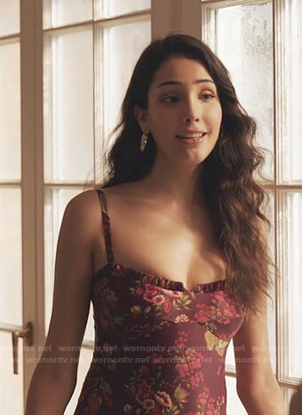 Luna's burgundy floral swimsuit on Gossip Girl