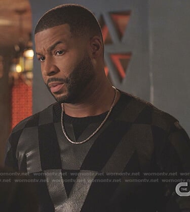 Michael's black v print sweater on Dynasty