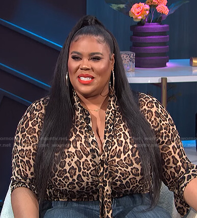 Nina's leopard print tie neck blouse on E! News Nightly Pop