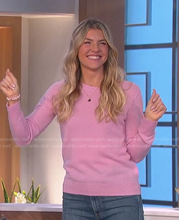 Amanda's pink crewneck sweater on The Talk