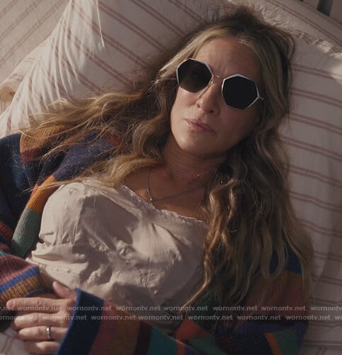Carrie's hexagon sunglasses on And Just Like That