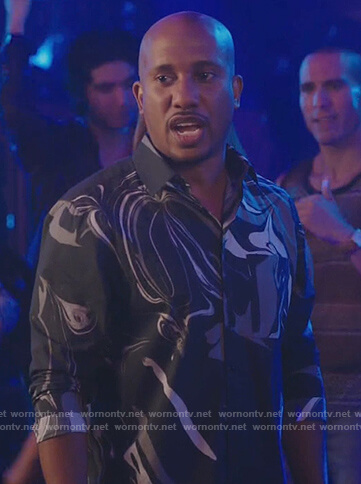 Gary's black marble print shirt on Kenan