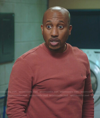 Gary's red crewneck sweatshirt on Kenan
