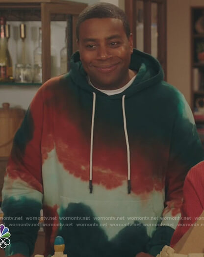 Kenan's green tie dye hoodie on Kenan
