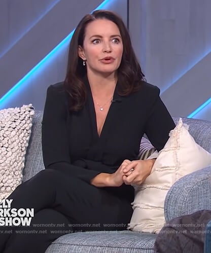 Kristin Davis' black tie waist jumpsuit on The Kelly Clarkson Show
