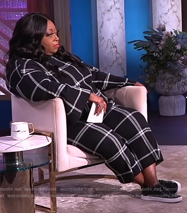 Loni's black check sweater and pants on The Real