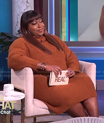 Loni's brown ribbed sweater dress on The Real