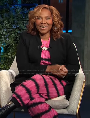 Mona Scott-Young's pink tie dye stripe top and pants on E! News Daily Pop