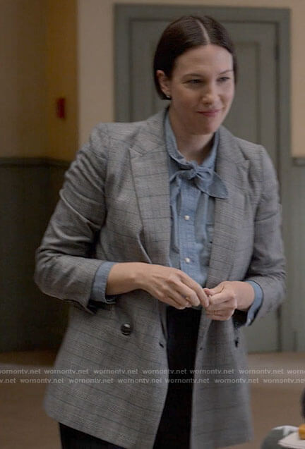 Olivia's chambray tie neck shirt and plaid blazer on Single Drunk Female