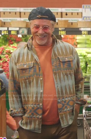 Rick's aztec print shirt on Kenan