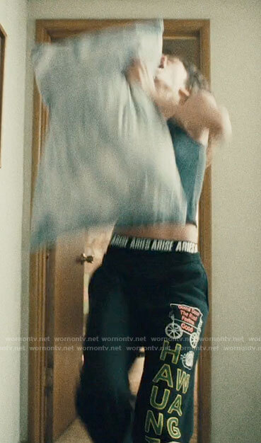 Rue's printed sweatpants on Euphoria