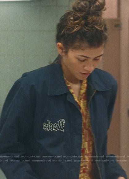 Rue's navy Peels jacket on Euphoria