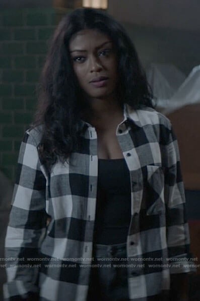 Ryan's black and white checked shirt on Batwoman