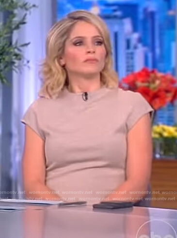Sara's beige cap sleeve dress on The View