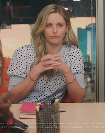 Tami's blue polka dot print puff top on Kenan