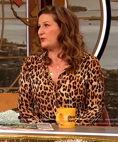 Ana Gasteyer's leopard print blouse on The Drew Barrymore Show