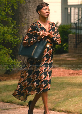 Helen's black houndstooth print dress on Sweet Magnolias