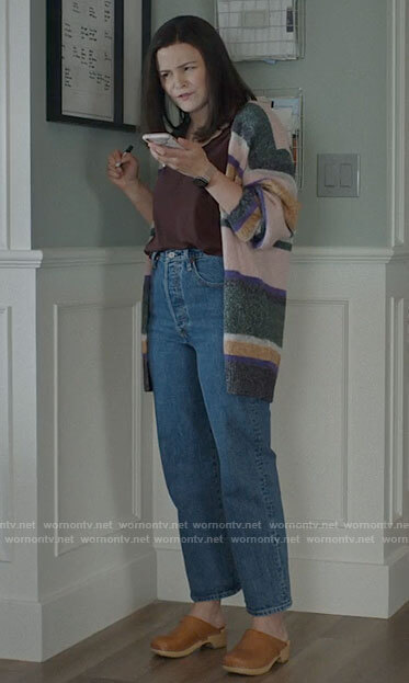 Jodie's striped cardigan and clogs on Pivoting
