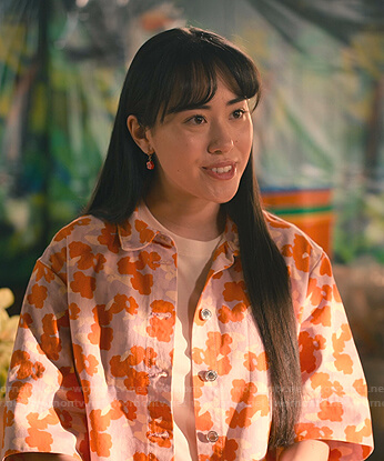 Lily's orange floral short sleeve shirt on Sweet Magnolias