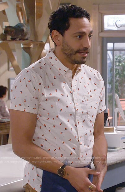 Oscar's tiny flower print shirt on Call Me Kat