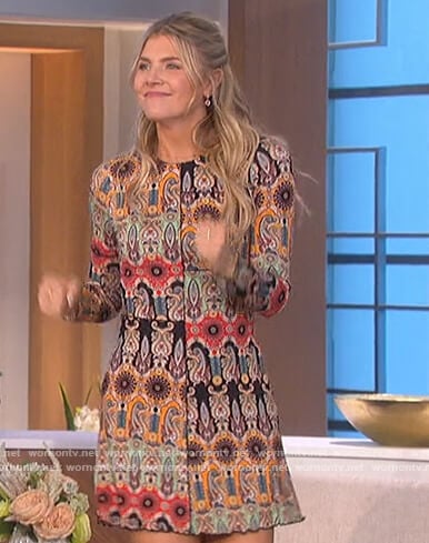 Amanda's printed mini dress on The Talk