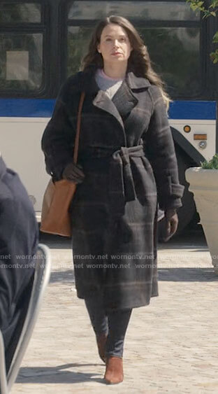 Rachel's plaid coat on Inventing Anna