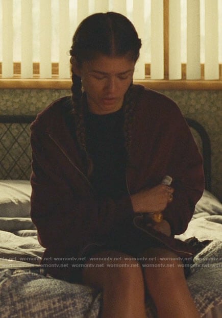 Rue's hoodie on Euphoria