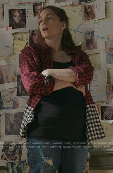 Vivian's red and white checked shirt on Inventing Anna