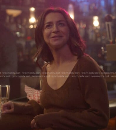 Amelia's brown ribbed v-neck sweater on Greys Anatomy