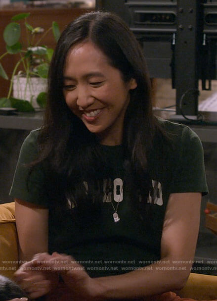 Ellen's Rodeo Kid t-shirt on How I Met Your Father