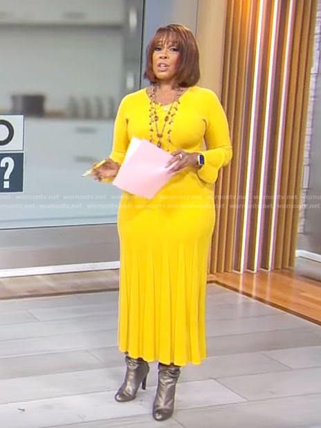 Gayle King's yellow ribbed pleated midi dress on CBS Mornings