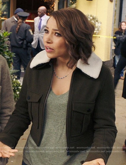Nora's green cropped jacket with sherpa collar on The Flash
