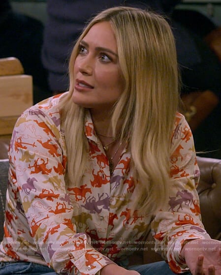 Sophie's horse print button up shirt on How I Met Your Father