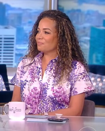 Sunny's purple floral short sleeve shirt on The View