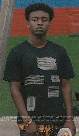 Tray's black graphic t-shirt on Bel-Air
