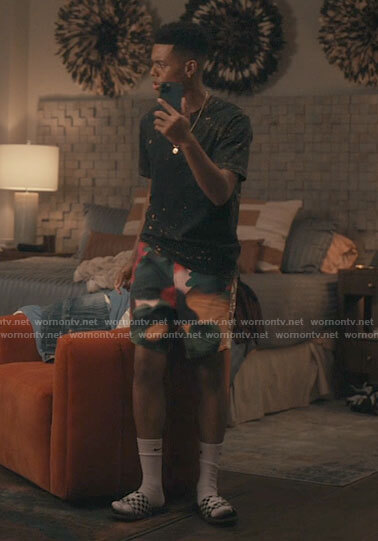 Will's splatter print t-shirt and printed shorts on Bel-Air